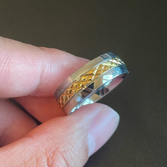 8mm gold center silver men ring - Picture 6 of 8